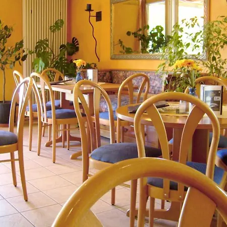 Guest house Stadtcafe Grunstadt