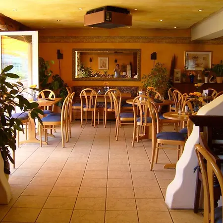 Stadtcafe 3* Grunstadt