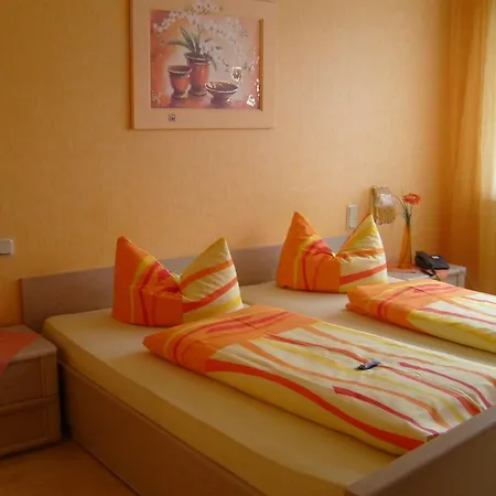 Guest house Stadtcafe Grunstadt