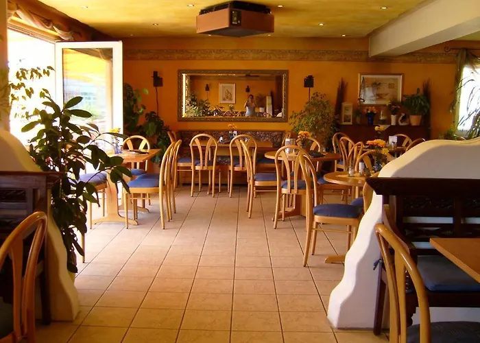 Stadtcafe 3* Грюнштадт